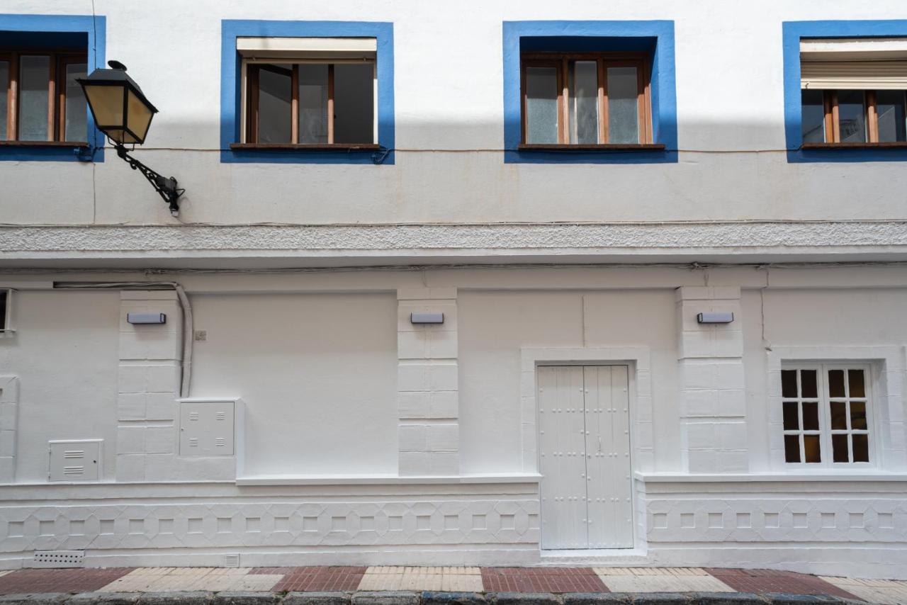 Hostal Alicia San Pedro de Alcantara Exterior photo